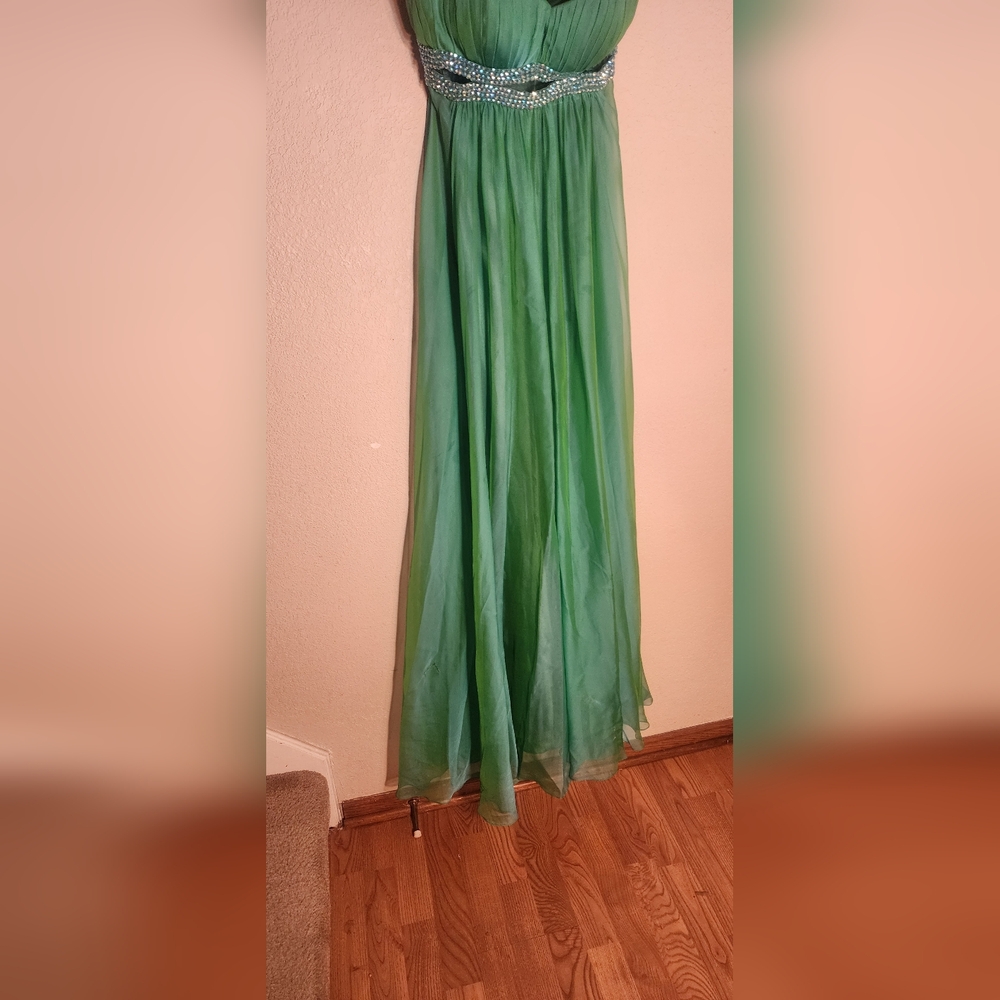 Cache Green Prom Dress - Picture 4 of 10